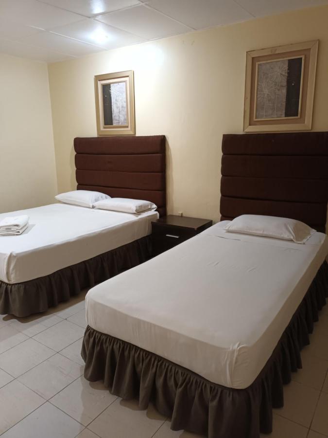 Mactan Pension House Île de Mactan Extérieur photo