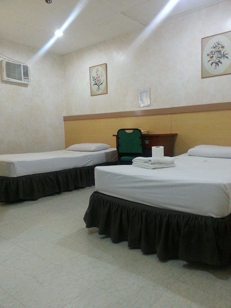 Mactan Pension House Île de Mactan Extérieur photo